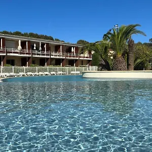 Les Terrasses Du Liouquet T2, Piscine , Parking , Mer à 150 M La Ciotat